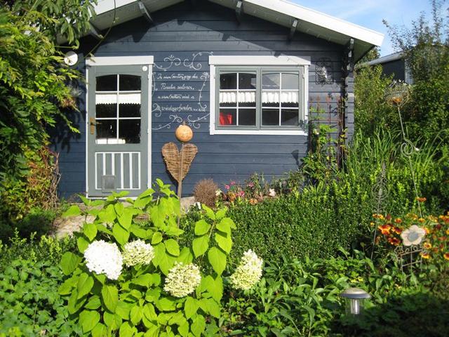 Mädchenauge trifft Schokoladenblume: “Offene Gartenpforte” lockte viele Besucher nach Waldbröl-Wilkenroth