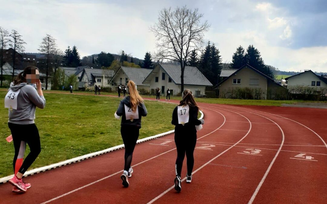 Hollenberg-Gymnasium Waldbröl: Laufen für den Abiball
